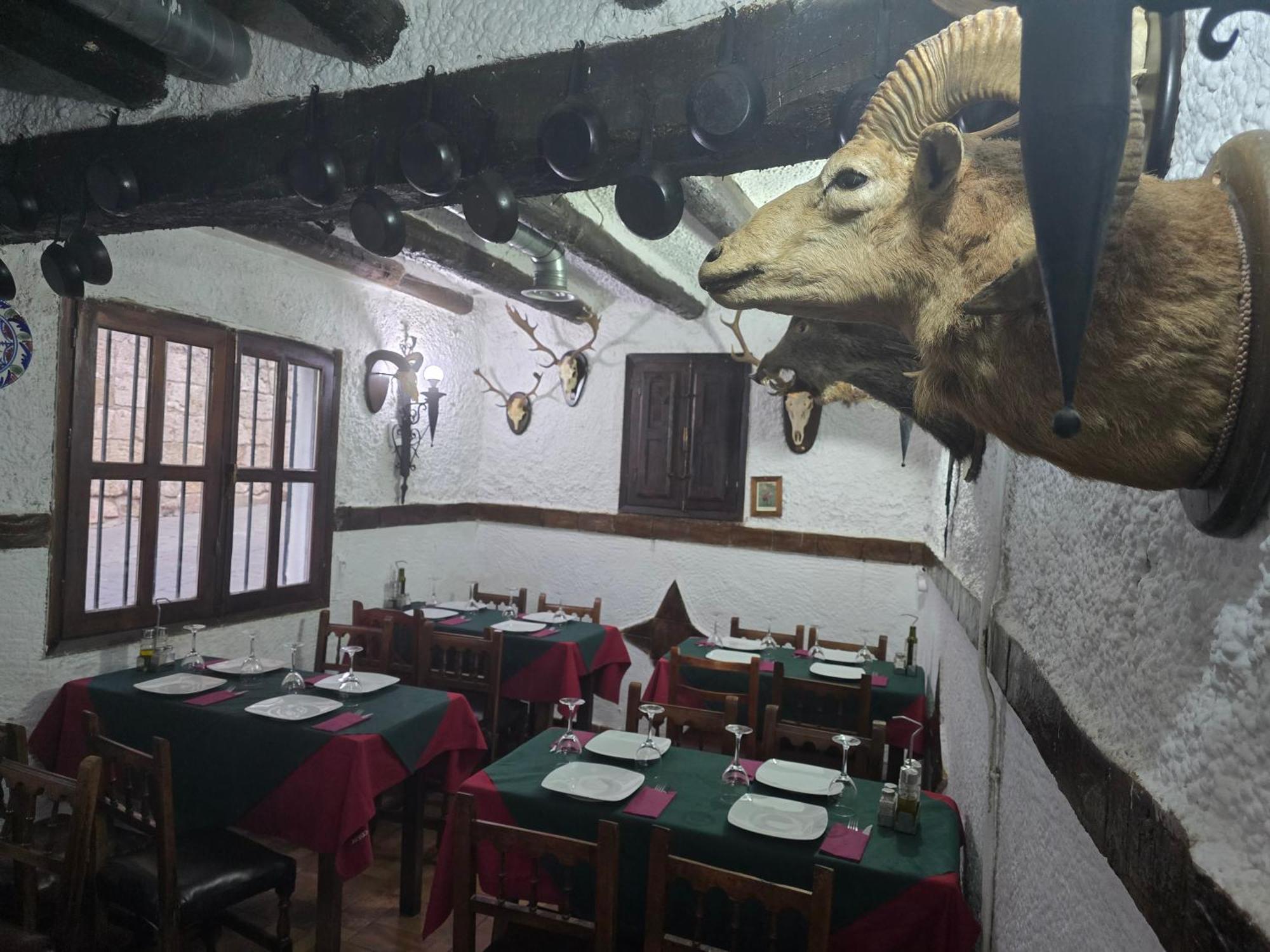 La Cueva De Juan Pedro Apartment Cazorla Ngoại thất bức ảnh